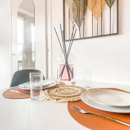 Apartment Homey Pinky - Proche Centre / Balcon Prive / Wifi