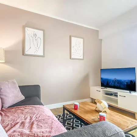 Apartment Homey Pinky - Proche Centre / Balcon Prive / Wifi *